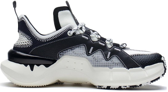 (W) Li-Ning Wade Essence 2.3 Lite 'Hitam Putih' ABCS044-4 Order (W) Li-Ning Wade Essence 2.3 Lite 'Hitam Putih' ABCS044-4