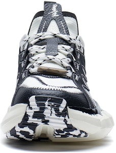 (W) Li-Ning Wade Essence 2.3 Lite 'Hitam Putih' ABCS044-4 Purchase (W) Li-Ning Wade Essence 2.3 Lite 'Hitam Putih' ABCS044-4