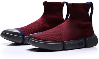 (W) 李寧 ウェイド エッセンス2 ライフスタイル レッド ABCM052-2 Lookbook (W) 李寧 ウェイド エッセンス2 ライフスタイル レッド ABCM052-2