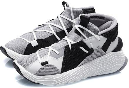 (W) 李宁功夫冬季运动鞋‘灰黑’ AGBQ084-2 Lookbook (W) 李宁功夫冬季运动鞋‘灰黑’ AGBQ084-2