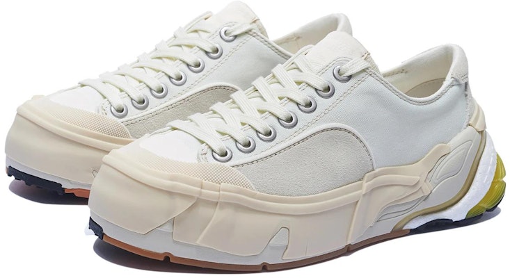 (W) Li-Ning Wuji 'Putih Krim' AZGT038-2 Lookbook (W) Li-Ning Wuji 'Putih Krim' AZGT038-2