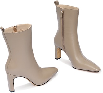 (W) Lily Wei Sepatu Boot Ankle 'Cokelat' M2-066 Lookbook (W) Lily Wei Sepatu Boot Ankle 'Cokelat' M2-066