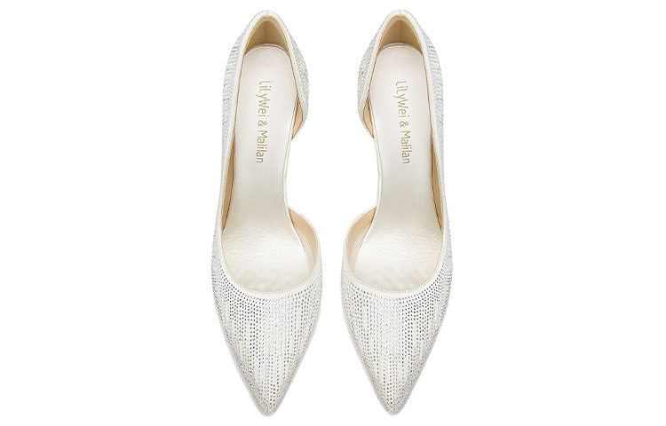 Lookbook Lily Wei 织物 法式水钻側空婚鞋尖头 細跟 高跟鞋 女款 白色