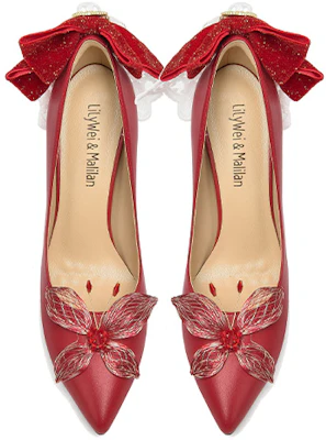 Lily Wei 超細纖維 時尚流蘇蝴蝶結 細跟 高筒鞋 女款 紅色 Lookbook Lily Wei 超細纖維 時尚流蘇蝴蝶結 細跟 高筒鞋 女款 紅色