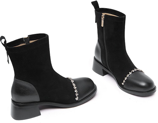 Lily Wei 頭層牛皮 水鑽側拉鍊 舒適百搭 短中筒 馬丁靴 4cm 女款 黑色 Lookbook Lily Wei 頭層牛皮 水鑽側拉鍊 舒適百搭 短中筒 馬丁靴 4cm 女款 黑色