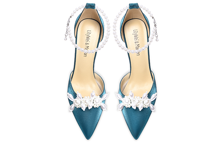 Lookbook Lily Wei 織物綢緞珍珠串珠一字式扣帶高跟鞋 女款 孔雀藍