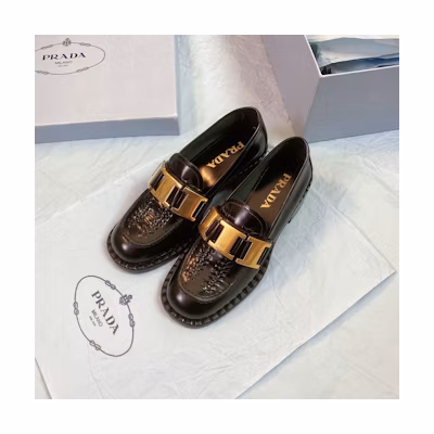 (W) Loafer Low 'Black Gold'