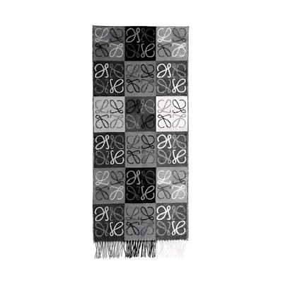 (Women) LOEWE Grey Fashion Casual Trendy Knit Scarf. F810487X17
