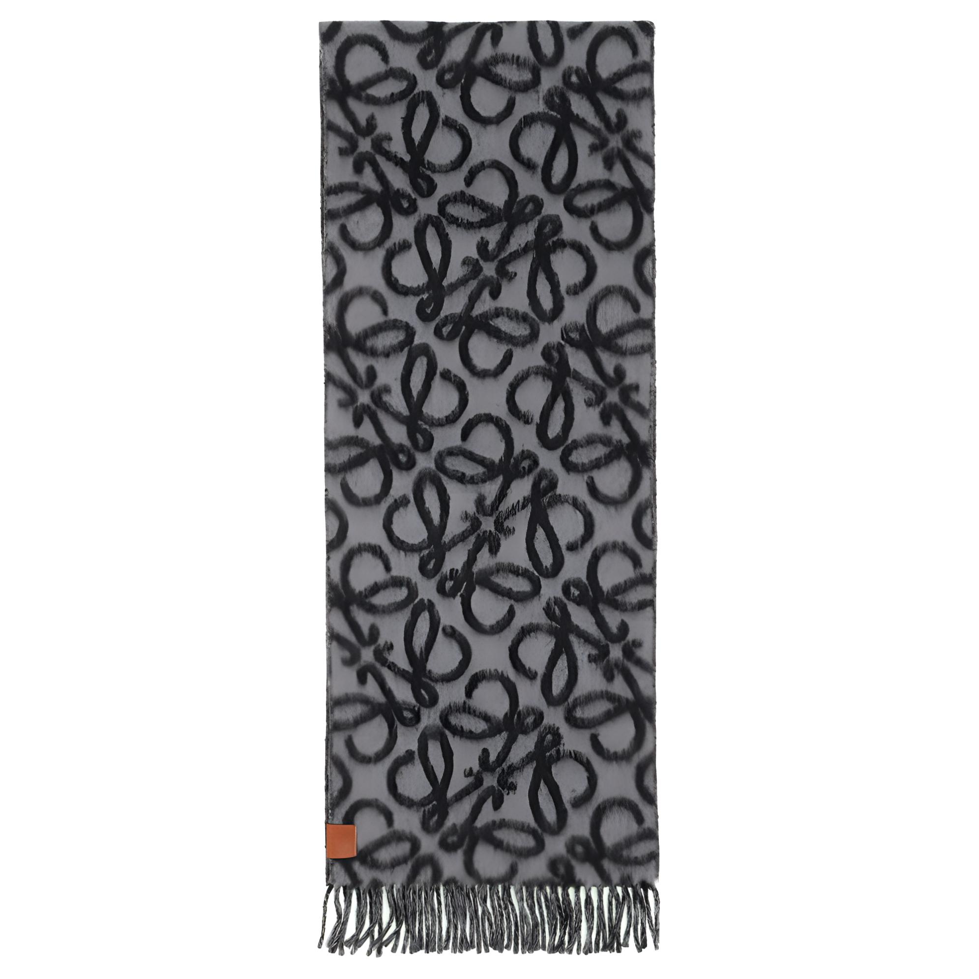 (Women) LOEWE  Grey Scarf with Fringe Trim and Wool Blend Design. F811257X23-1114