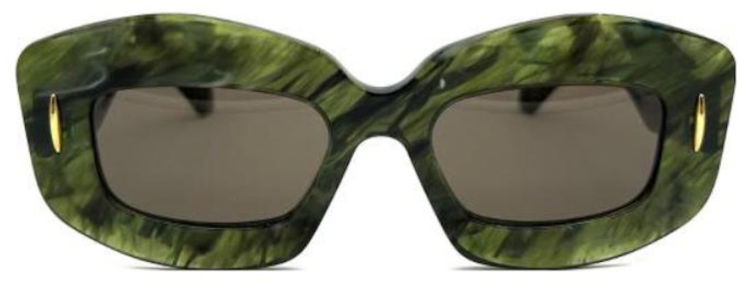 (W) LOEWE 不规则绿醋酸太阳镜附标志镜腿。 LW40114I96E Lookbook (W) LOEWE 不规则绿醋酸太阳镜附标志镜腿。 LW40114I96E