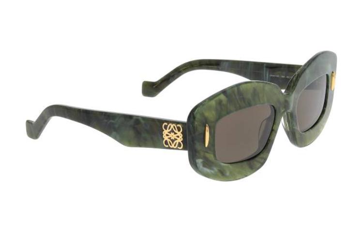 Shop (W) LOEWE 不规则绿醋酸太阳镜附标志镜腿。 LW40114I96E