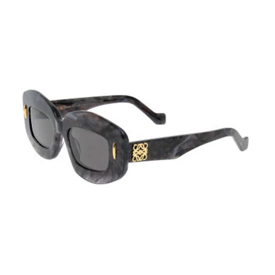(Women) LOEWE Rectangular Grey Acetate Sunglasses with Patterned Frame. LW40114I