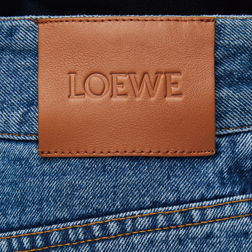 Details for (W) 로에베 애너그램 블루 데님 쇼츠 백 로고 FW24. S359Y11XC7-5320