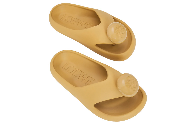 Shop (Women) LOEWE Anagram Rubber Platform Flip-Flop 'Beige' L616S03X02-8812