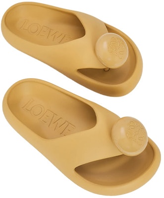LOEWE羅意威 Anagram 橡膠 厚底人字 時尚涼拖 女款 米黃色 Shop LOEWE羅意威 Anagram 橡膠 厚底人字 時尚涼拖 女款 米黃色