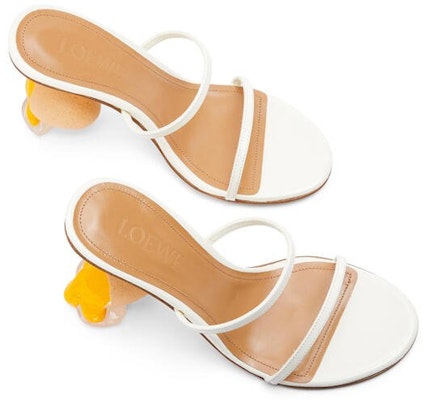 (W) 로에베 화이트 고트 레더 앵클 스트랩 하이힐 L814465X21-2099 Lookbook (W) 로에베 화이트 고트 레더 앵클 스트랩 하이힐 L814465X21-2099