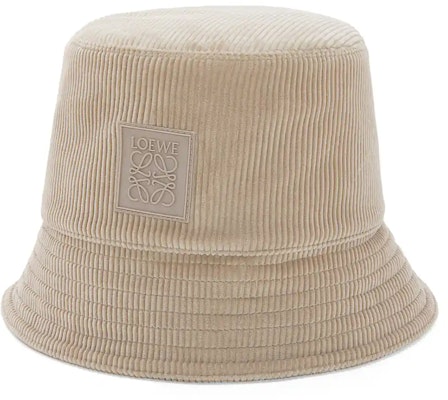 (Women) LOEWE Embossed Patch Solid Color Bucket Hat Women’s Khaki. K820HB1X65-1120 Order (Women) LOEWE Embossed Patch Solid Color Bucket Hat Women’s Khaki. K820HB1X65-1120