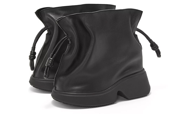 Lookbook (W) LOEWE Flamenco ''Zwart Suède'' L815285X54-1100