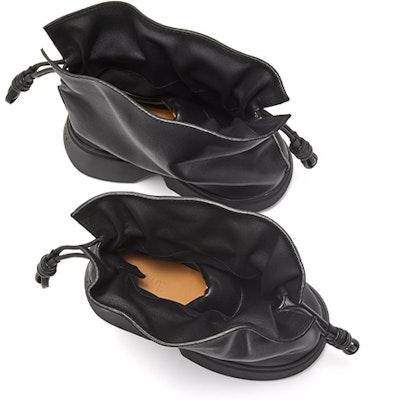 (W) LOEWE Flamenco 黑色绒面鞋 L815285X54-1100 Lookbook (W) LOEWE Flamenco 黑色绒面鞋 L815285X54-1100
