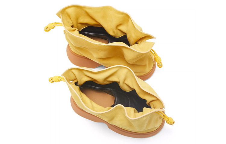 Shop (W) LOEWE Flamenco 'Kuning Suede' L814285X35-8100