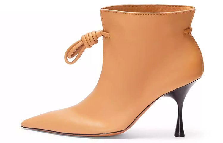 Buy (W) LOEWE 弗拉门戈靴子 '暖沙色' L815286X11-2586