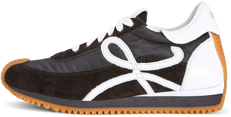 women-loewe-flow-runner-black-white-l815282-x47-1102