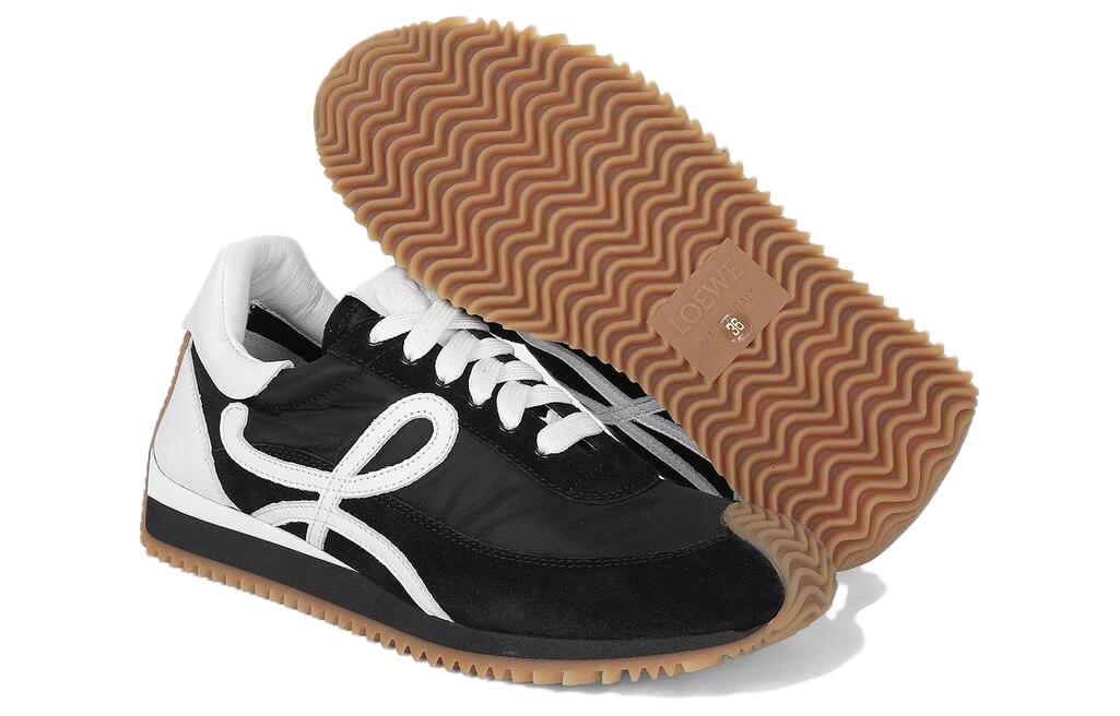 Purchase (W) 로에베 플로우 러너 "블랙 화이트" (Loewe Flow Runner "Black White") L815282X47-1102