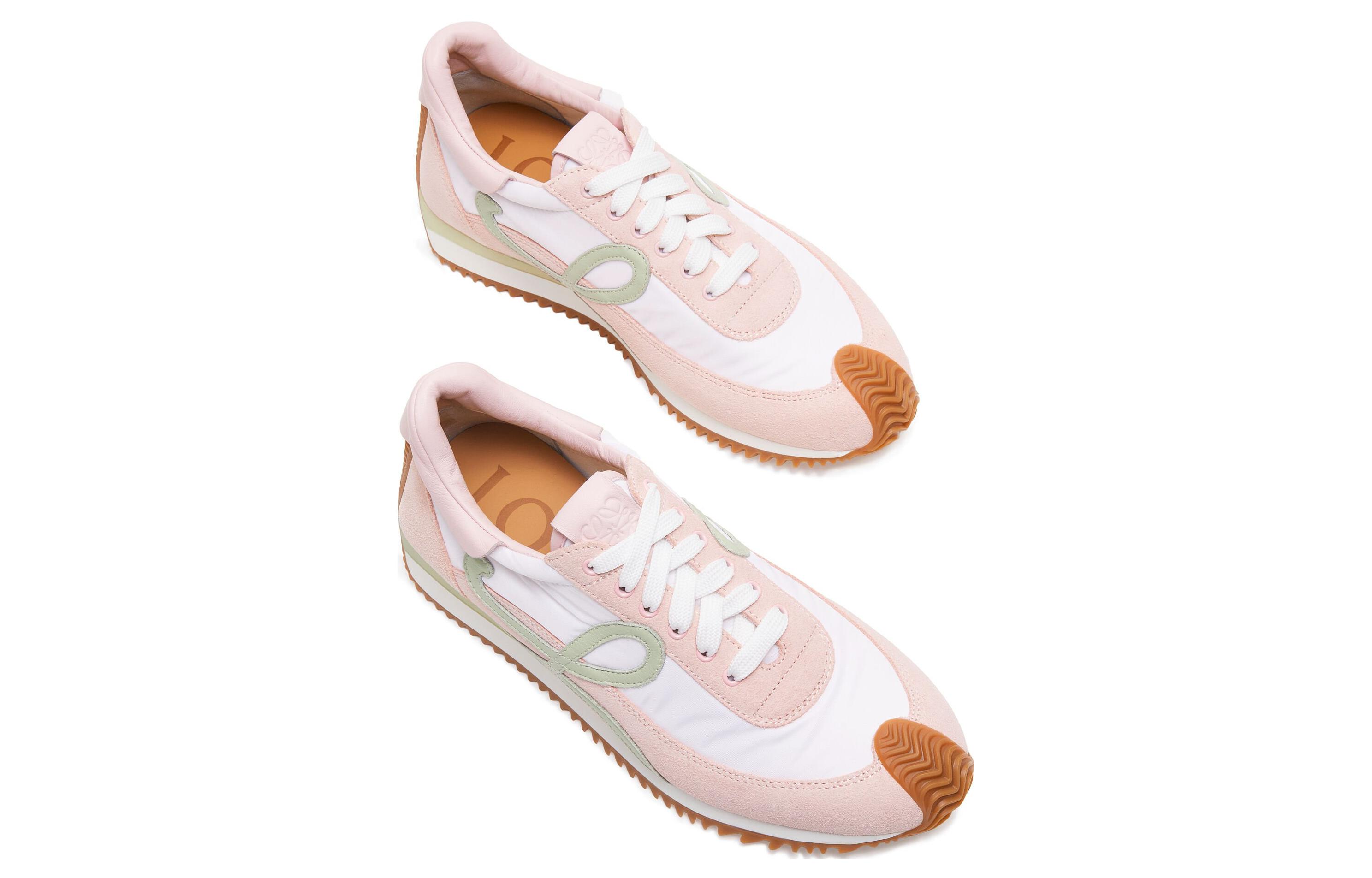 Shop (W) (女性用) LOEWE フロウ ランナー 'ボンボン ホワイト' L815282XA7-8520 L815282XA7-8520