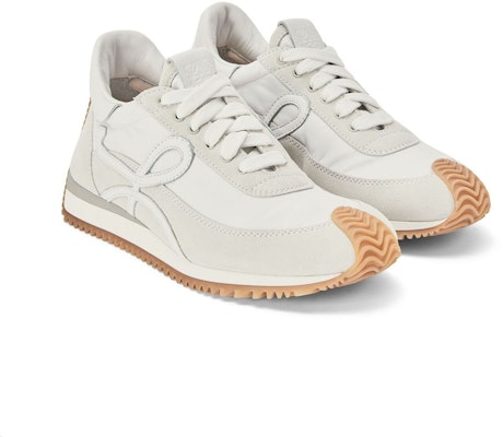 LOEWE Flow Runner 'Nylon Putih dan Suede' L815282X352100 Lookbook LOEWE Flow Runner 'Nylon Putih dan Suede' L815282X352100