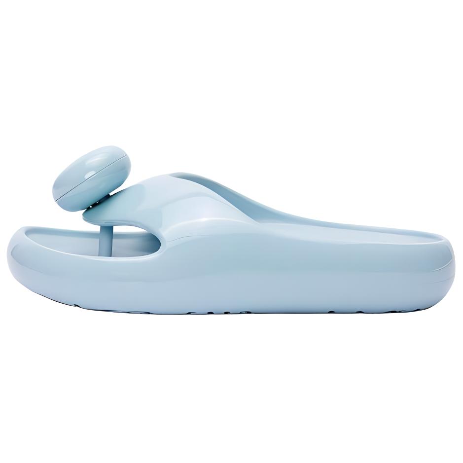 (Women) LOEWE Foam Pebble Sculpted Flip Flops Women’s Blue. L815465XA6-5140