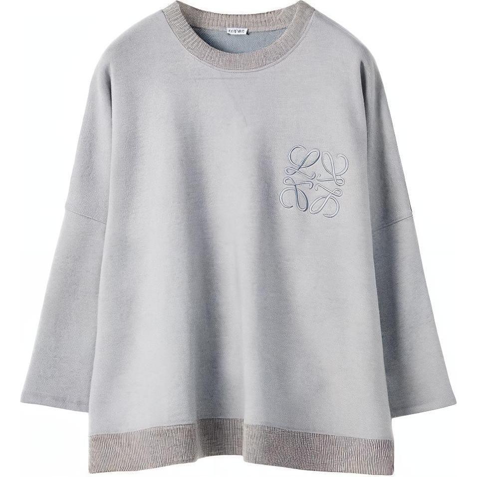 (Women) LOEWE FW21 Grey Crewneck Sweatshirt with Embroidered Chest Design S359341XAO-1790