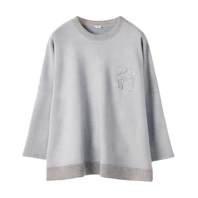 (Women) LOEWE FW21 Grey Crewneck Sweatshirt with Embroidered Chest Design S359341XAO-1790