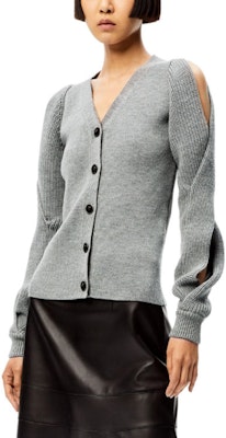 (Women) LOEWE FW21 Wool Knit Cardigan with Braided Sleeves in Gray. S540Y16K21-1120 Shop (Women) LOEWE FW21 Wool Knit Cardigan with Braided Sleeves in Gray. S540Y16K21-1120