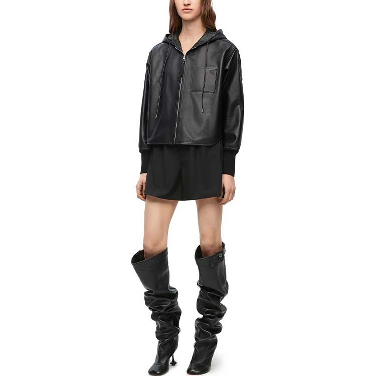 Purchase (Women) LOEWE FW23  Solid High-Waisted Loose Fit Casual Shorts Black. S359Y04XBJ-1100