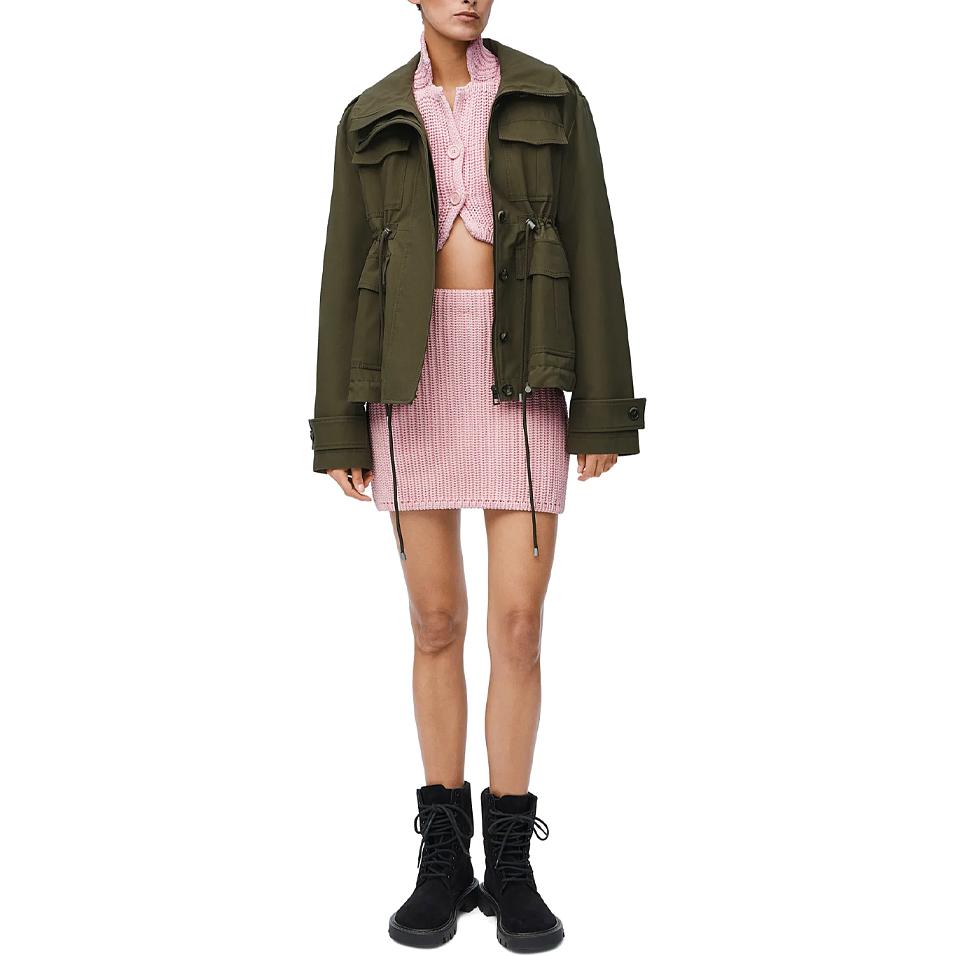 Lookbook (W) LOEWE FW24 Jaket Parka Lengan Panjang Single-Breasted Warna Tea Glaze. S359Y02XBZ-8967