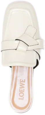 (W) LOEWE Gate Mules 'Putih' L814379X16-1930 Lookbook (W) LOEWE Gate Mules 'Putih' L814379X16-1930