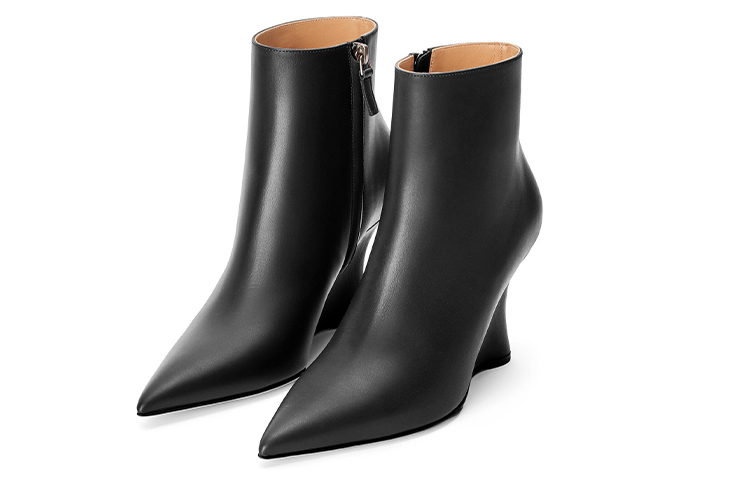 Lookbook (W) 로에베 레더 웨지 앵클부츠 (블랙) L815286X07-1100