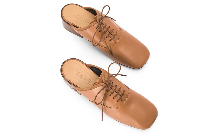 Shop (W) LOEWE Tumit Tinggi Kulit Mule 'Camel' L815S02X05-3150