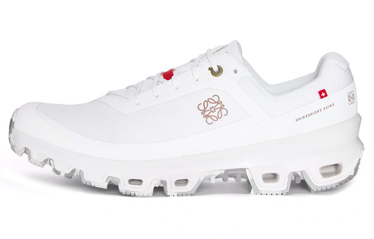 (W) LOEWE On Running 'White Fabric Lace-Up Low-Top'