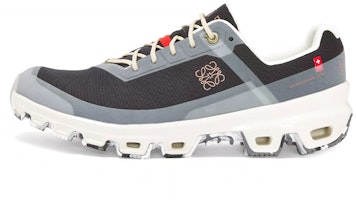(Women) LOEWE On x The Roger 'Black' L929282X08-1100 (Women) LOEWE On x The Roger 'Black' L929282X08-1100