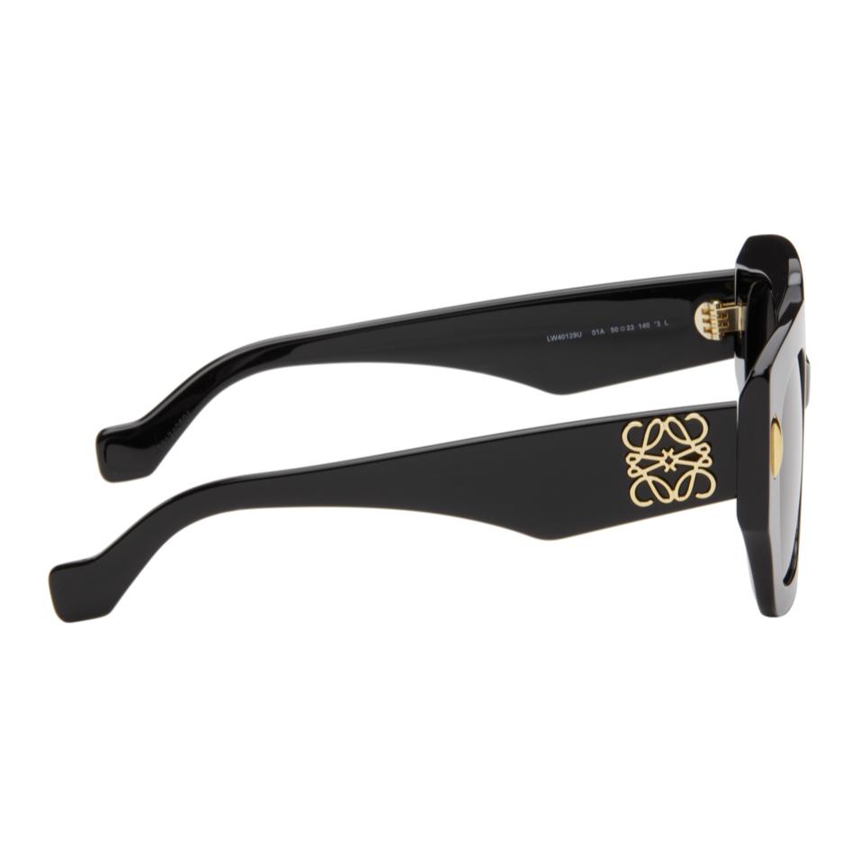 Shop (W) Kacamata Hitam LOEWE Rectangular Acetate dengan Detail Logo. LW40129UW5001A 192337156168