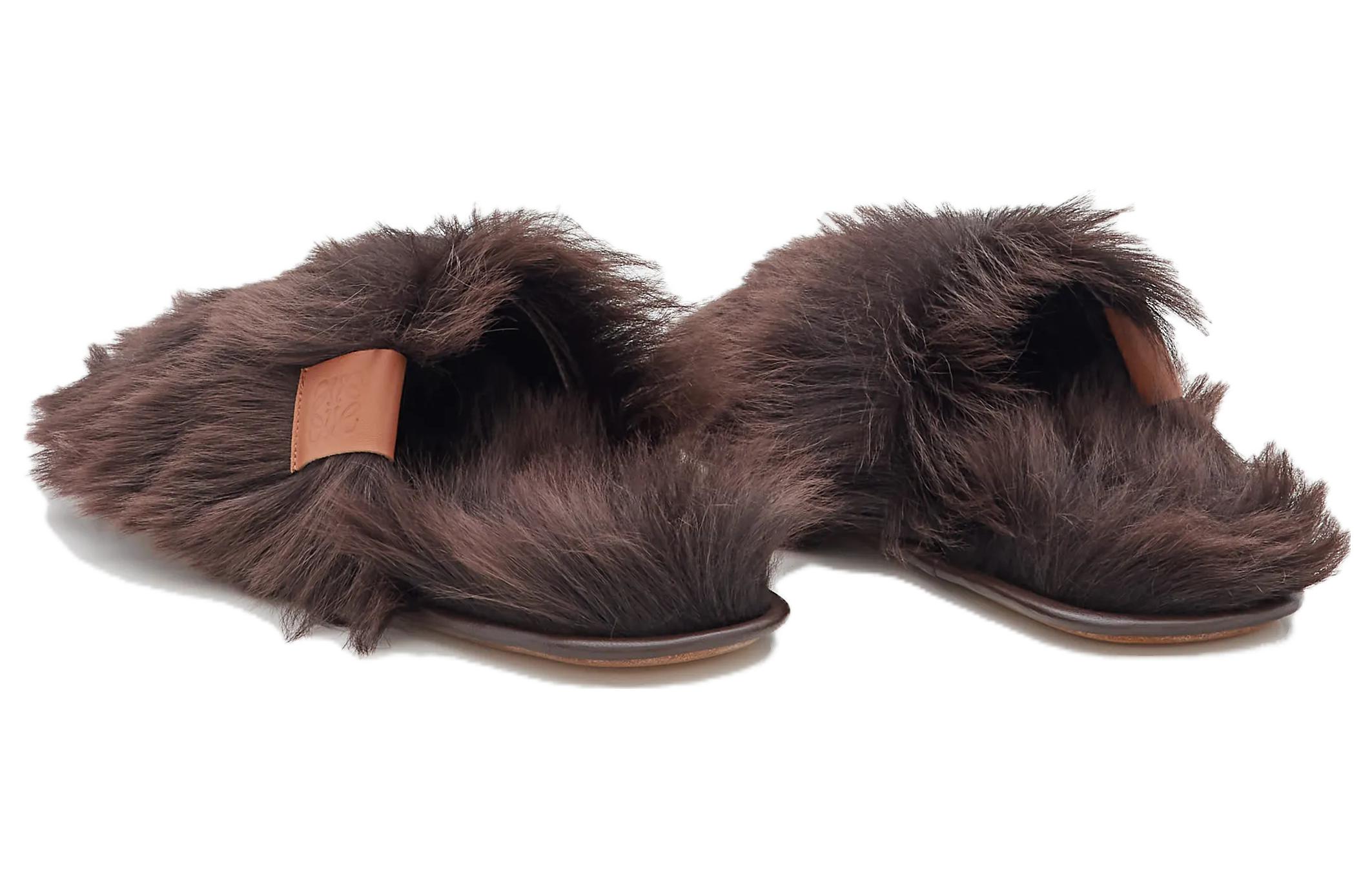 Shop (W) LOEWE 棕色拖鞋穆勒鞋 L814291X09-3110