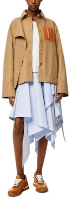 (Women) LOEWE SS21 Military Detachable Hood Parka Coat Women’s Caramel Brown. S540Y02X10-3550 Lookbook (Women) LOEWE SS21 Military Detachable Hood Parka Coat Women’s Caramel Brown. S540Y02X10-3550