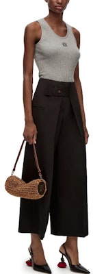 (Women) LOEWE SS22 Anagram Solid Color Knit Tank Top with Embroidered Logo - Women. S540Y07XA2-1100 2