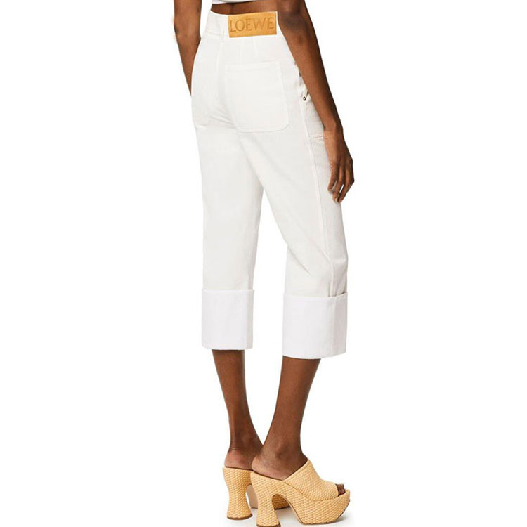 Purchase (W) 로에베 SS22 파울라 이비자 화이트 텍스처드 코튼 크롭 팬츠. S616Y04X25-2100