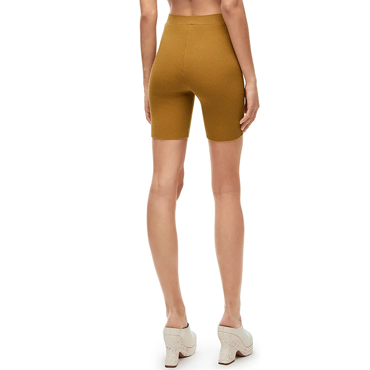 Shop (Women) LOEWE SS23  Solid Jacquard Slim Shorts Beige. S616Y17K46-3150