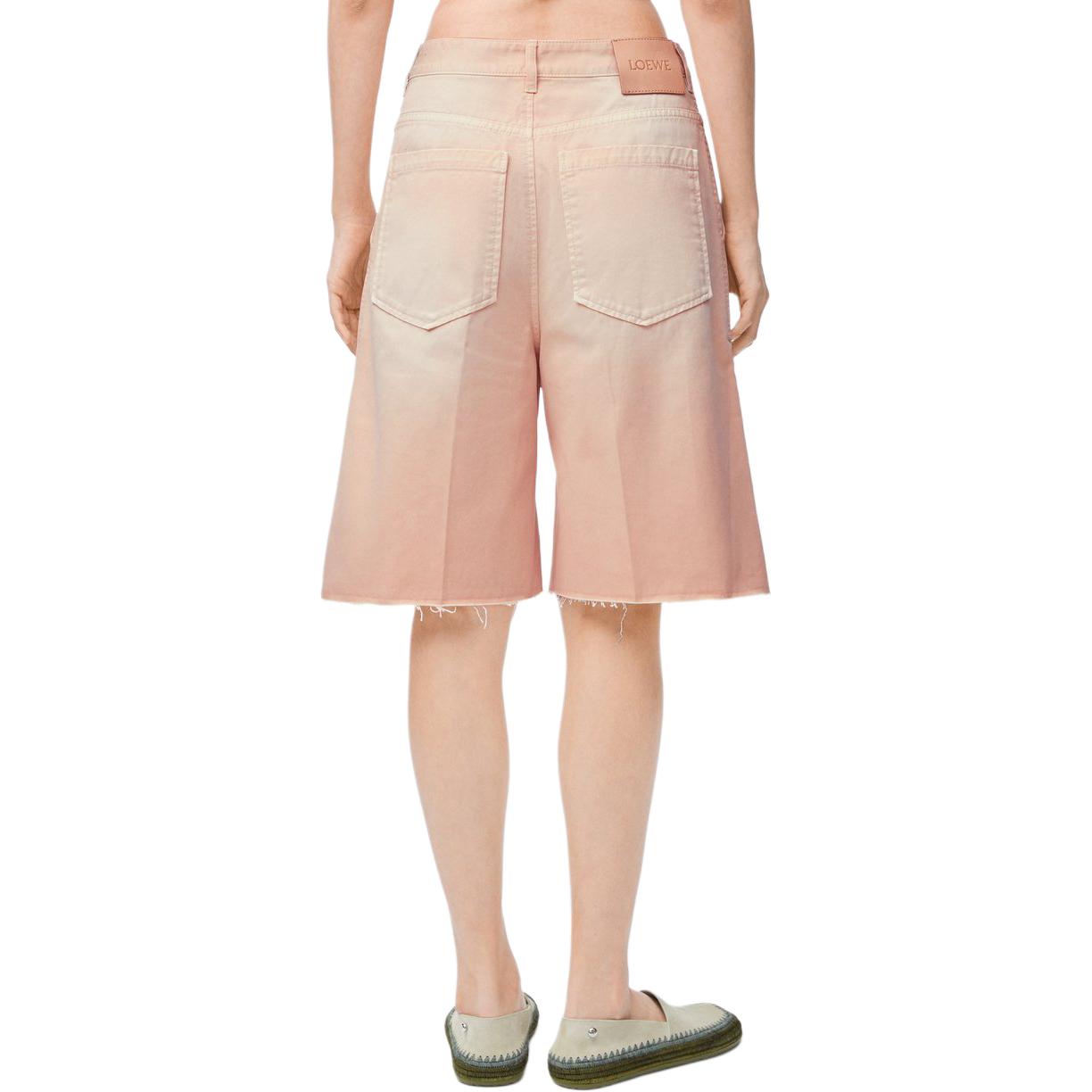 Shop (W) 로에베 SS25 워시드 핑크 로우라이즈 버튼 트윌 캐주얼 반바지 여성. S616Y1GX05-7200