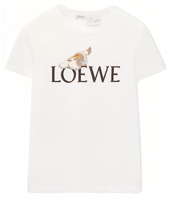 (W) LOEWE x Howl''s Moving Castle SS23 Baju-T Putih Logo Cetakan. SB44Y22X12-2100 Order (W) LOEWE x Howl''s Moving Castle SS23 Baju-T Putih Logo Cetakan. SB44Y22X12-2100