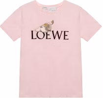 (Women) LOEWE x Howl's Moving Castle SS23 Pink Logo Print T-Shirt. SB44Y22X12-2060 (Women) LOEWE x Howl's Moving Castle SS23 Pink Logo Print T-Shirt. SB44Y22X12-2060