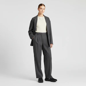 Lookbook 【品牌官方】LOEWE x On CLOUDTILT 女士跑鞋 戶外低幫跑步鞋 輕便百搭 生活休閒鞋 黑色